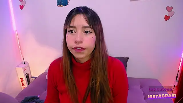 Snapshot of TatiCutee_ chatting on 24, 9, 2025 TatiCutee online show from 24, 9, 2025