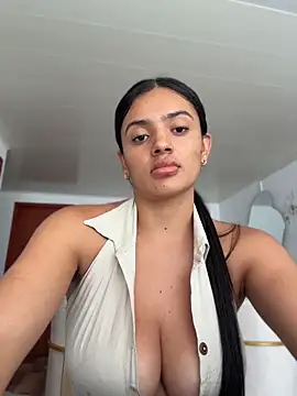 AnaaFaith  online show from 10, 4, 2026