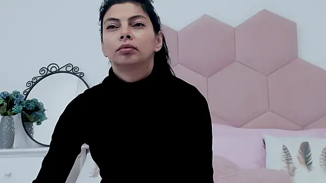 LadyLiia online show from 19, 2, 2025