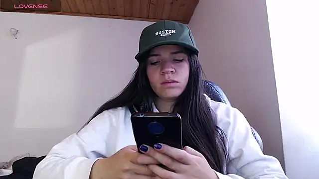 Skylar Serenity online show from 23, 11, 2025