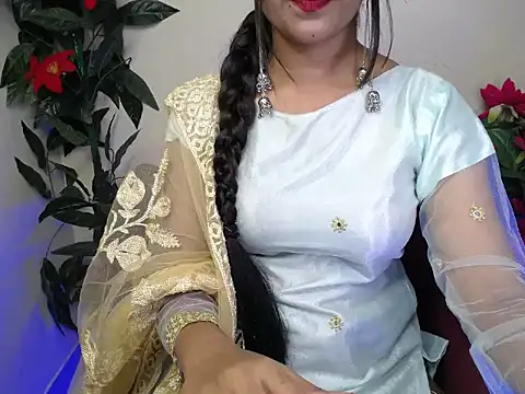 Little queenn online show from 11, 9, 2025
