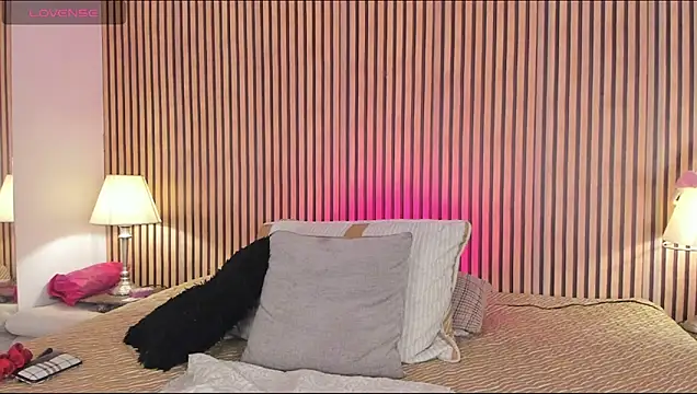 keeyla stone online show from 14, 4, 2026