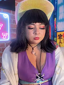 Lucycosplay777 online show from 13, 1, 2026