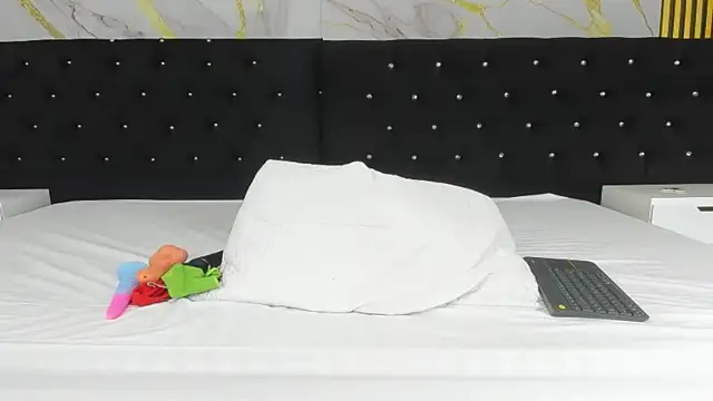 VanessaHard as online show from 24, 3, 2026