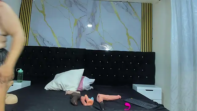 VanessaHard as online show from 13, 3, 2026