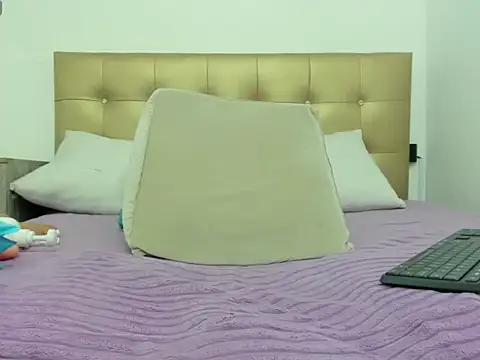 candy sex 18 online show from 23, 10, 2025