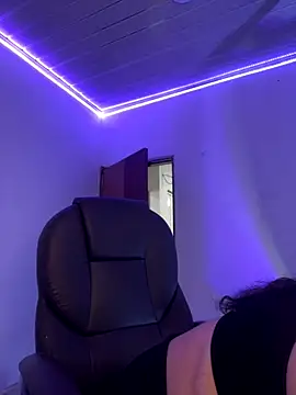 Nicky-222 online show from 6, 11, 2025