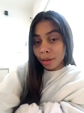 theLayla DH online show from 3, 10, 2025
