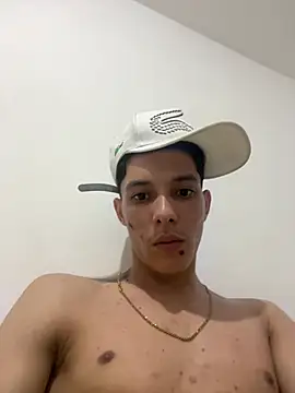 ZafiroAndFlynn online show from 20, 4, 2026