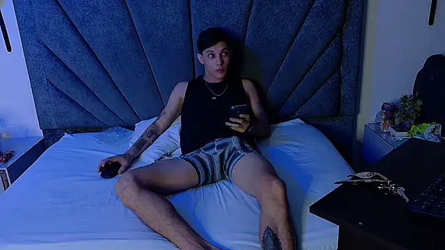 ZafiroAndFlynn online show from 11, 3, 2026