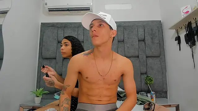 ZafiroAndFlynn online show from 28, 3, 2026