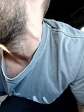 bubblebuttnes online show from 6, 3, 2026