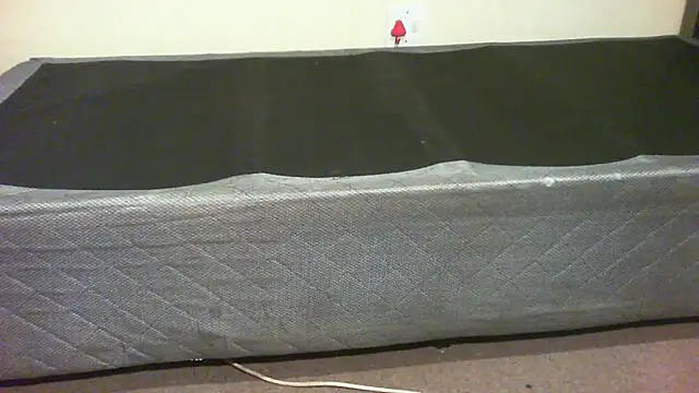 SEXYNELLY107 online show from 8, 11, 2025