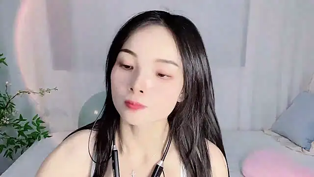 Snapshot of Tangbao-Baby chatting on 2, 10, 2025 Tangbao-Baby online show from 2, 10, 2025