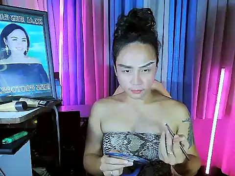 Snapshot of YourNikkieXxx chatting on 11, 6, 2026 YourNikkieXxx online show from 11, 6, 2026