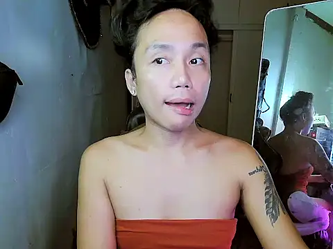 YourNikkieXxx online show from 27, 10, 2025