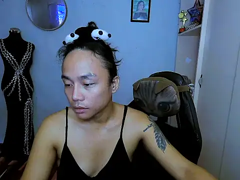 YourNikkieXxx online show from 20, 12, 2025