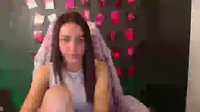 Aurora Loveu online show from 15, 11, 2025