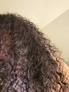 Snapshot of yasmingarcia chatting on 30, 10, 2025 yasmingarcia online show from 30, 10, 2025