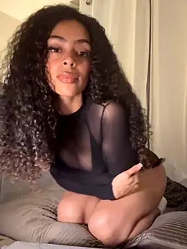 Snapshot of yasmingarcia chatting on 22, 11, 2025 yasmingarcia online show from 22, 11, 2025