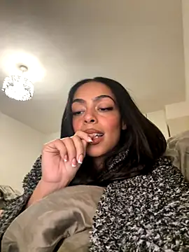 Snapshot of yasmingarcia chatting on 20, 11, 2025 yasmingarcia online show from 20, 11, 2025