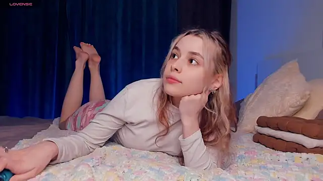 VedaSchulz online show from 18, 11, 2025