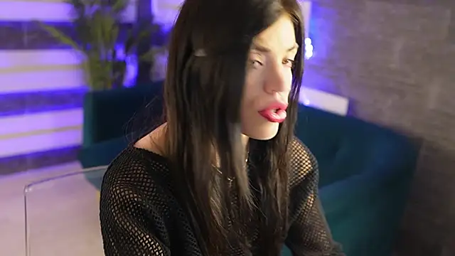 Indira jo online show from 3, 10, 2025