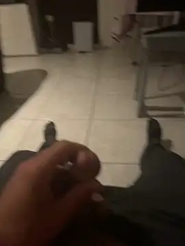 Snapshot of geilheit12 chatting on 11, 10, 2025 geilheit12 online show from 11, 10, 2025