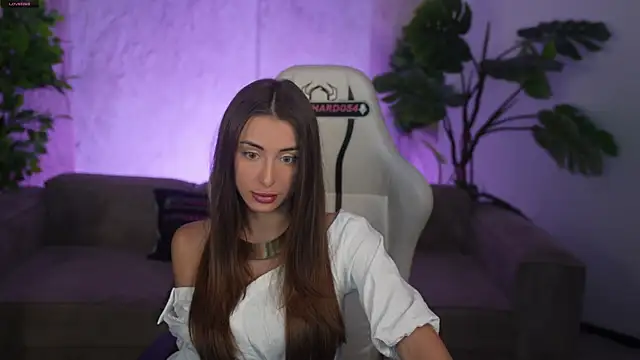 Luna secretgirl online show from 25, 6, 2026