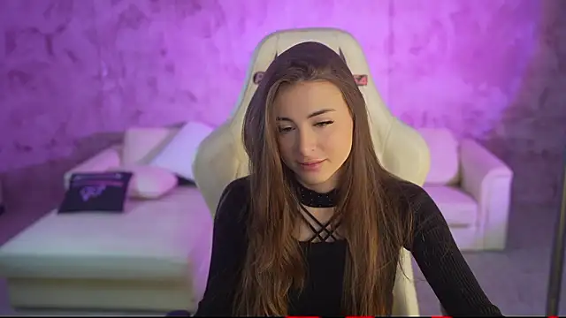 Luna secretgirl online show from 10, 2, 2026