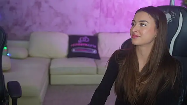 Luna secretgirl online show from 7, 1, 2026