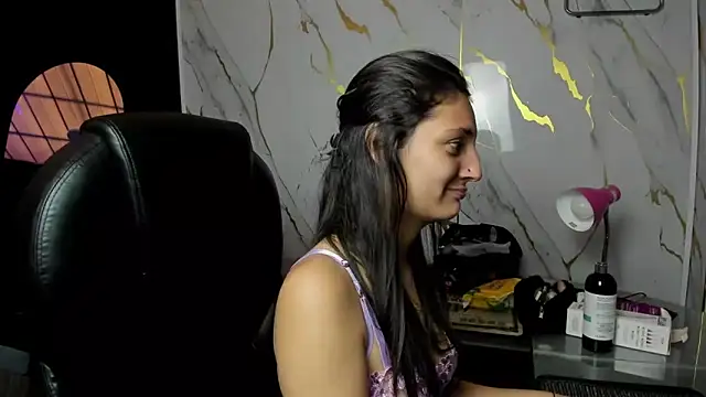 Snapshot of _Luna_Bennett chatting on 29, 5, 2026 Luna Bennett online show from 29, 5, 2026
