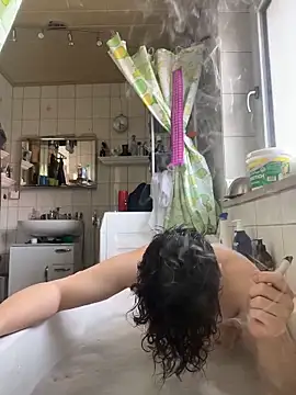 Kingpowerlittel online show from 2, 3, 2026