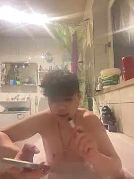 Kingpowerlittel online show from 25, 2, 2026