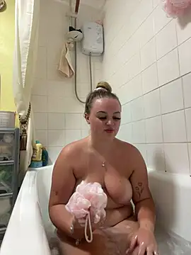SexySashaxox online show from 23, 7, 2026
