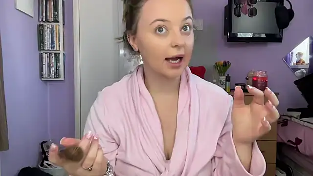 SexySashaxox online show from 25, 10, 2025