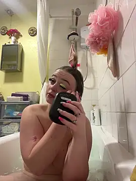 SexySashaxox online show from 22, 4, 2026