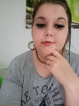 Snapshot of LioEst@xh chatting on 25, 4, 2026 LioEstxh online show from 25, 4, 2026