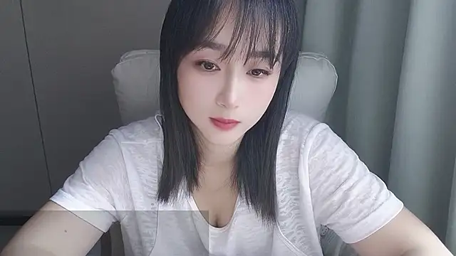 Snapshot of Honeysexy-1 chatting on 15, 10, 2025 Honeysexy-1 online show from 15, 10, 2025