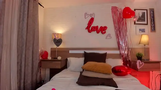 JenniferAuriston online show from 15, 2, 2026