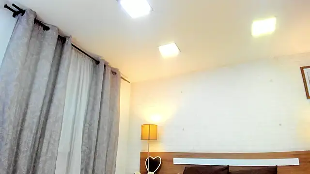 JenniferAuriston online show from 12, 3, 2026