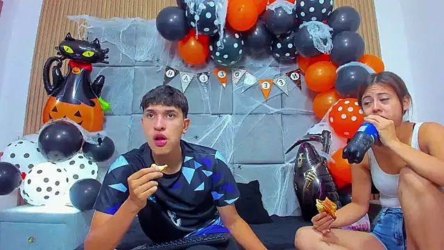 ChanellandMax online show from 28, 10, 2025