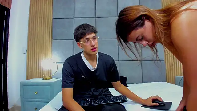 ChanellandMax online show from 1, 11, 2025