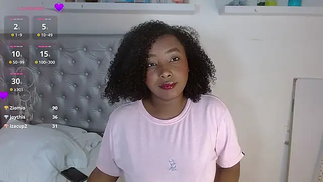 angiellam online show from 5, 11, 2025