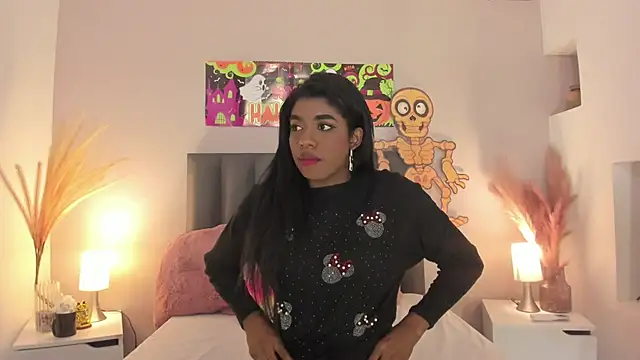 KendraChavez  online show from 13, 10, 2025