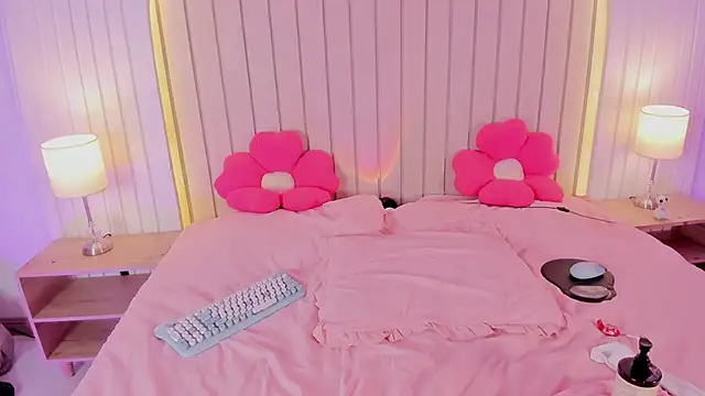 Snapshot of ameliiaa_smith chatting on 9, 10, 2025 ameliiaa smith online show from 9, 10, 2025