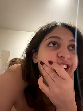 Snapshot of DreamThickCouple chatting on 26, 11, 2025 DreamThickCouple online show from 26, 11, 2025