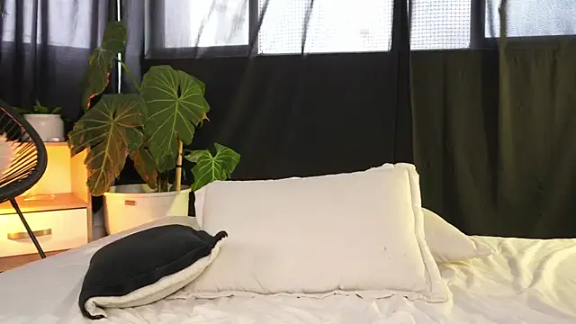 ErosWild  online show from 7, 2, 2026