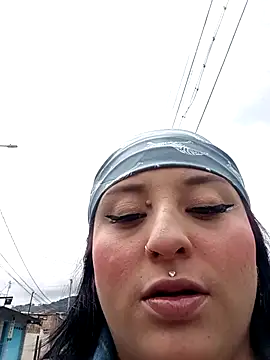 megan fox5 online show from 25, 10, 2025