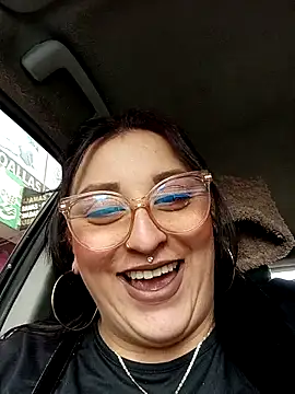 megan fox5 online show from 28, 10, 2025